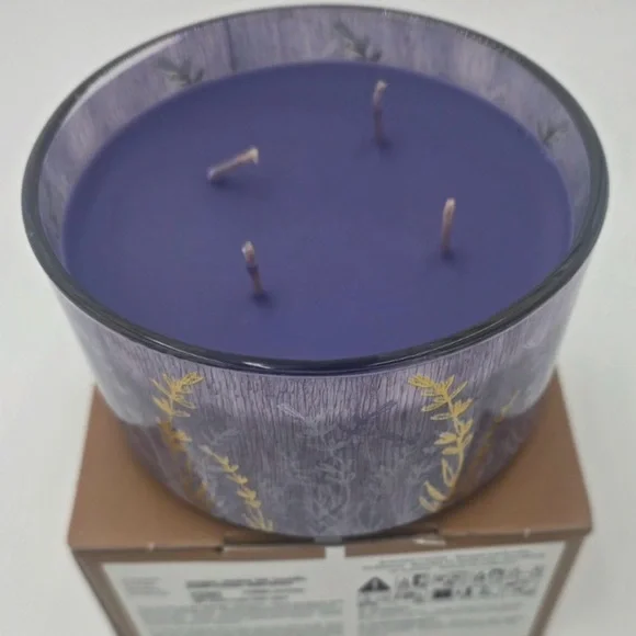 Partylite twilight lavender 4 wick Scented Candle - Picture 2 of 3